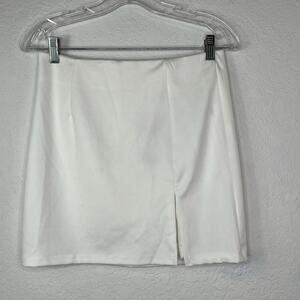 Wdirara Mini Skirt Off-white NWT Size S, night club, party, cocktails, casual